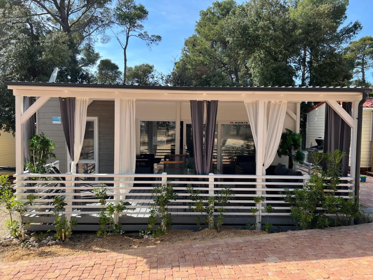 Mobile Homes Malu Биоград на Мору Екстериор снимка